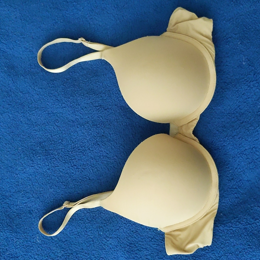 Nude Victoria's Secret Perfect Shape Bra
